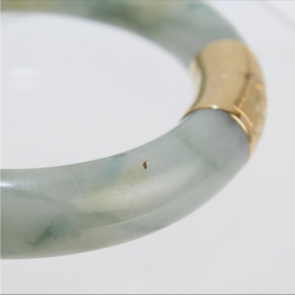 LAST DROP❤️❤️Vintage authentic 1940’s Jade & 14 Karat Gold Hinged Chinese Bangle - Picture 5 of 15